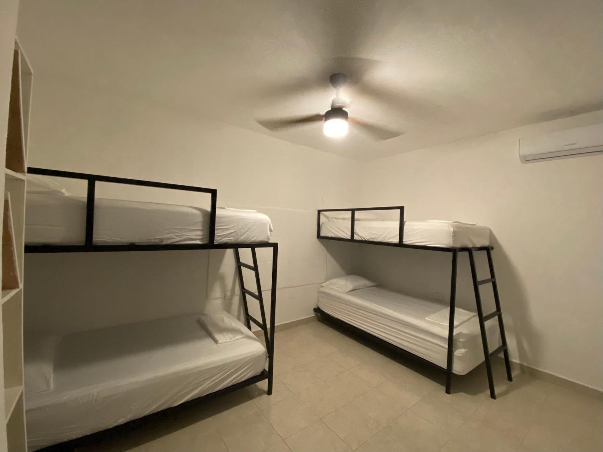 The Hostal Inn Playa del Carmen Ngoại thất bức ảnh